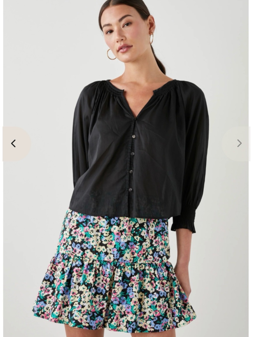 Rails Mariah True Black Blouse

Brand New With Tags